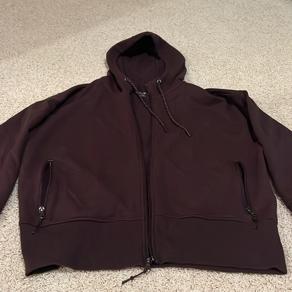 Old Navy Active hoodie - Picture 4 of 4